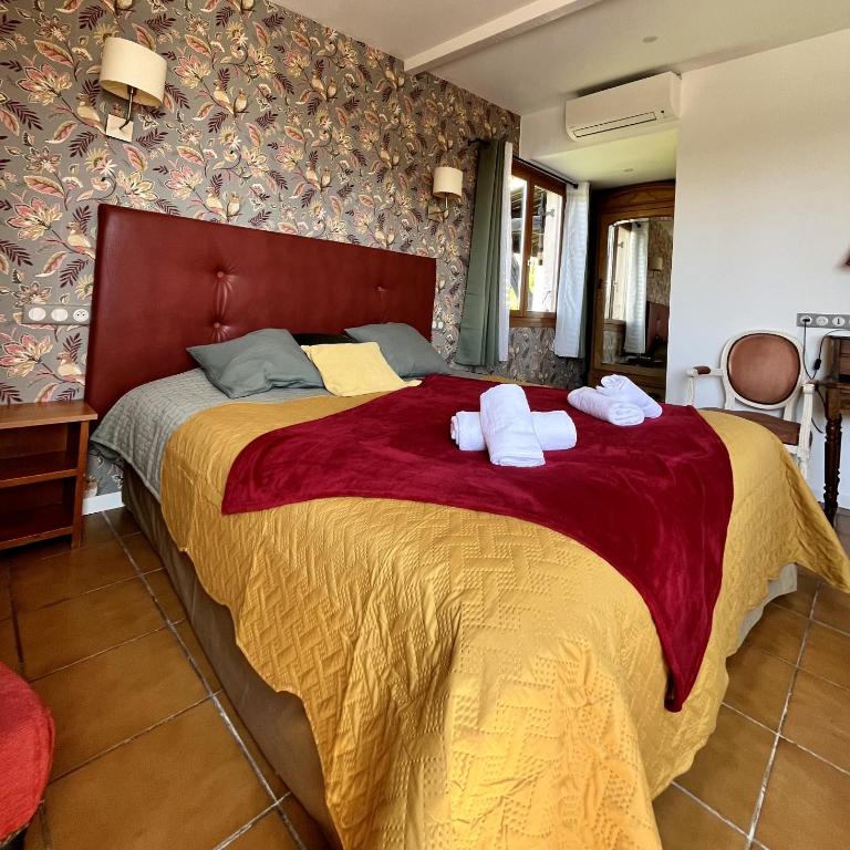 Le Patio - Double Room with Private Bathroom - 2