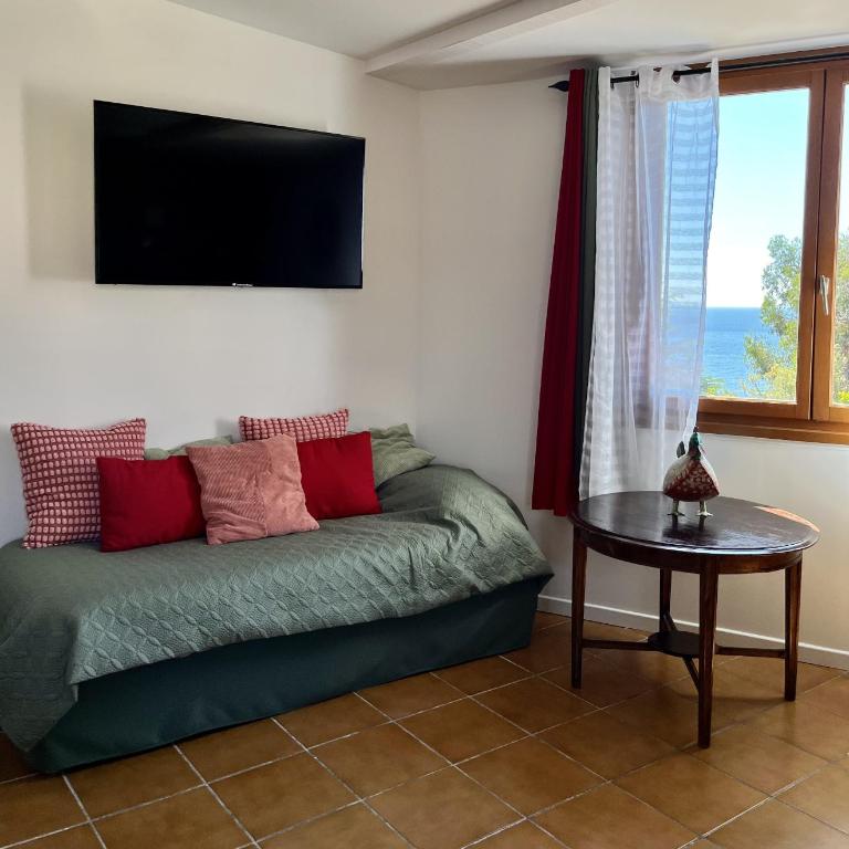 Le Patio - Double Room with Private Bathroom - 3