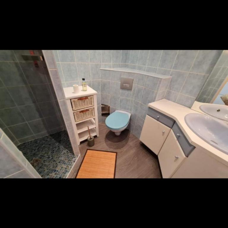Port Miou Cassis - Two-Bedroom Apartment - 4