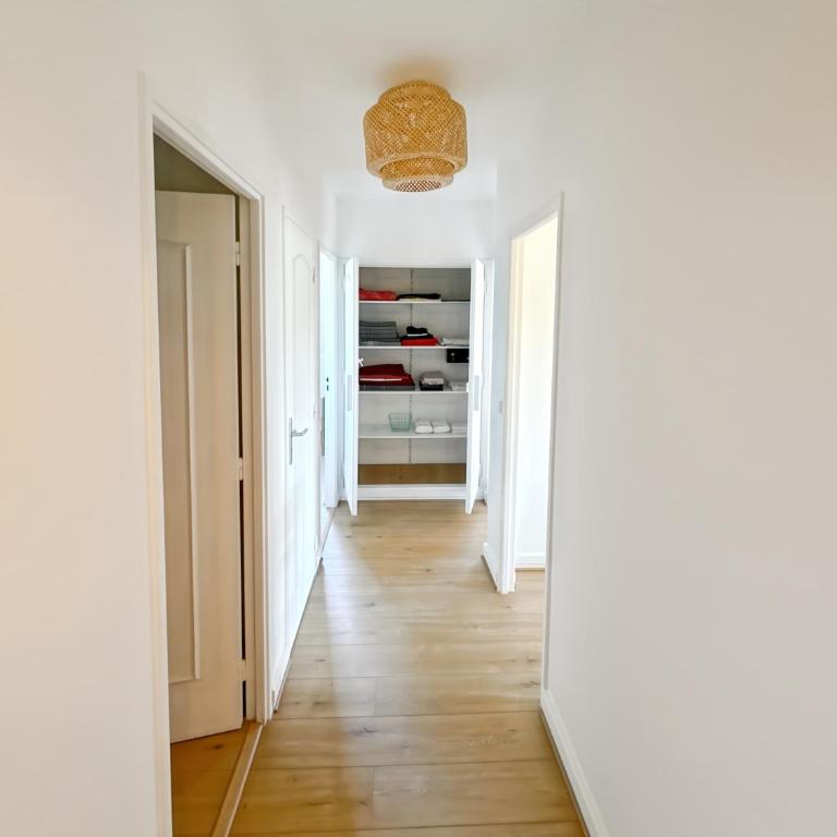 Spacious 2 bedroom apartment with parking - Apartment mit 2 Schlafzimmern - 3