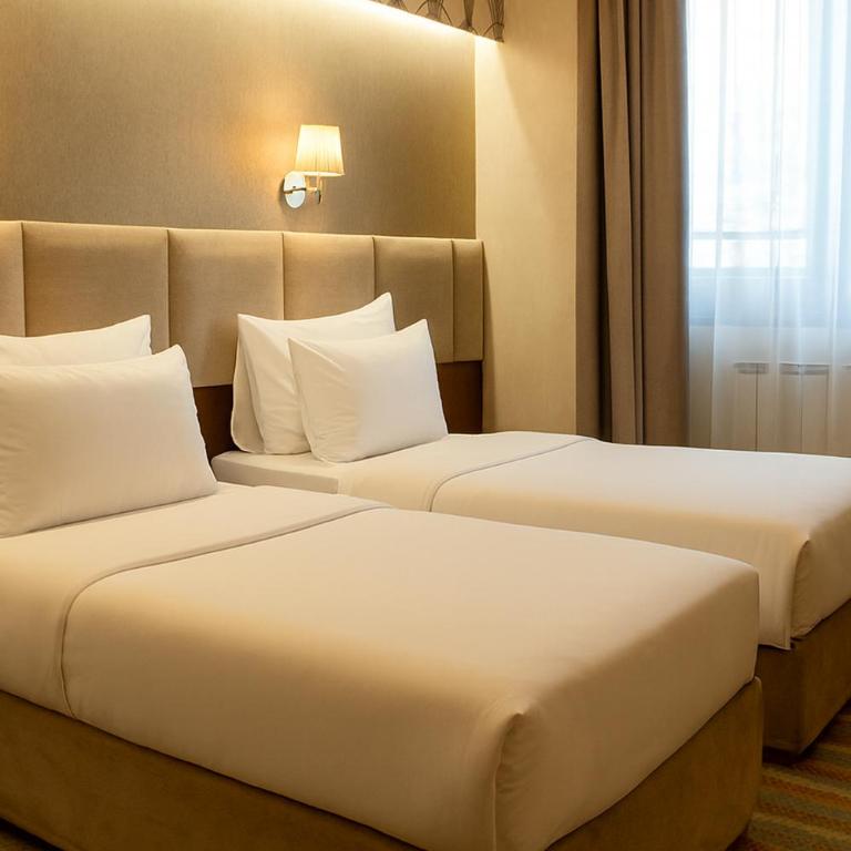 Crystal Hotel - Deluks Dvokrevetna Soba sa Zasebnim Krevetima - 4