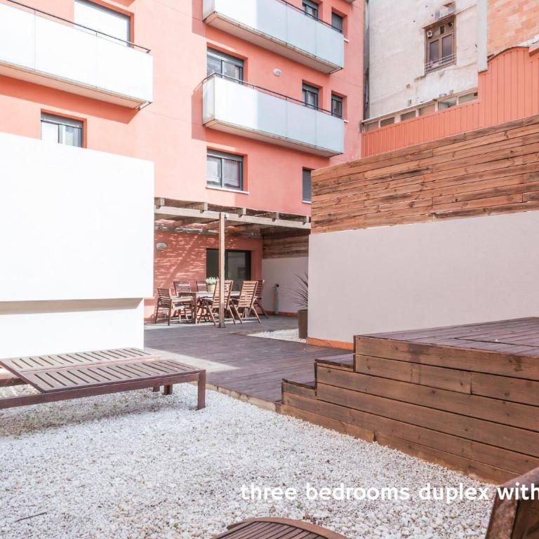 Inside Barcelona Apartments Princep - Three-Bedroom Duplex with terrace - 13