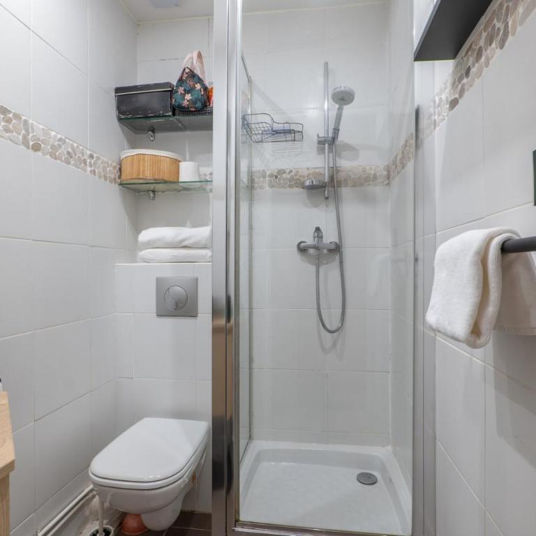 Cozy Hideaway in a Quiet Paris Passage - Appartement - 13