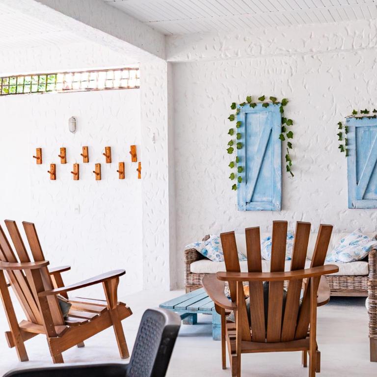 Kuruba Beach - Five-Bedroom House - 8