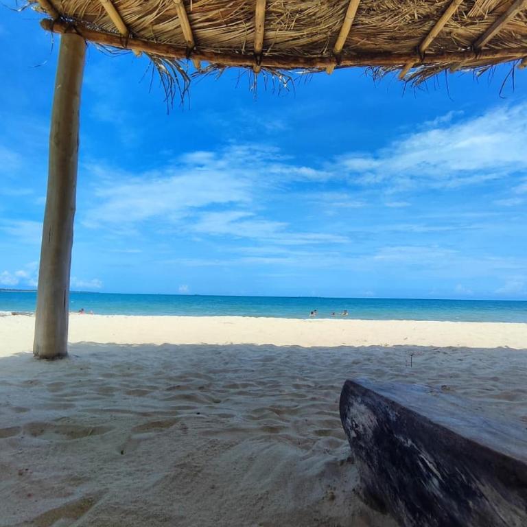 Kuruba Beach - Five-Bedroom House - 13