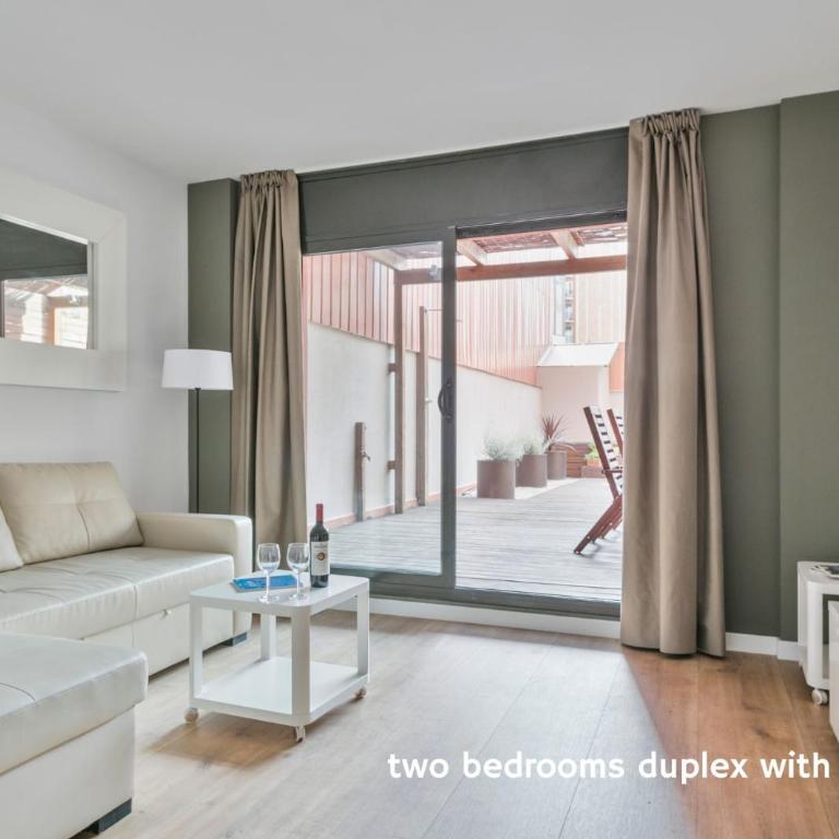 Inside Barcelona Apartments Princep - Two-Bedroom Duplex with Terrace - 8