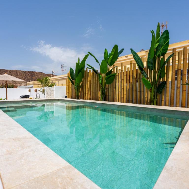 Luxury Villa - Sunset Rooftop - Heated Pool - Outdoor Kitchen - Airconditioned - Villa - 2