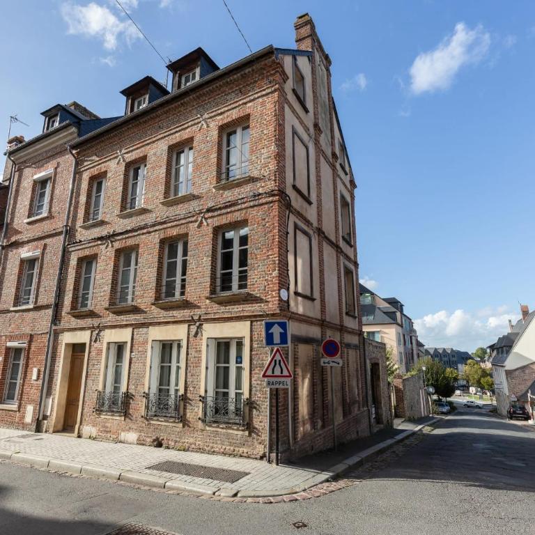 le temps de vivre - city center - closed garage - Appartement - 13