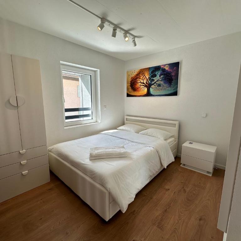 Private & Shared Stays in Lausanne - Camera Matrimoniale con Bagno Privato - 2