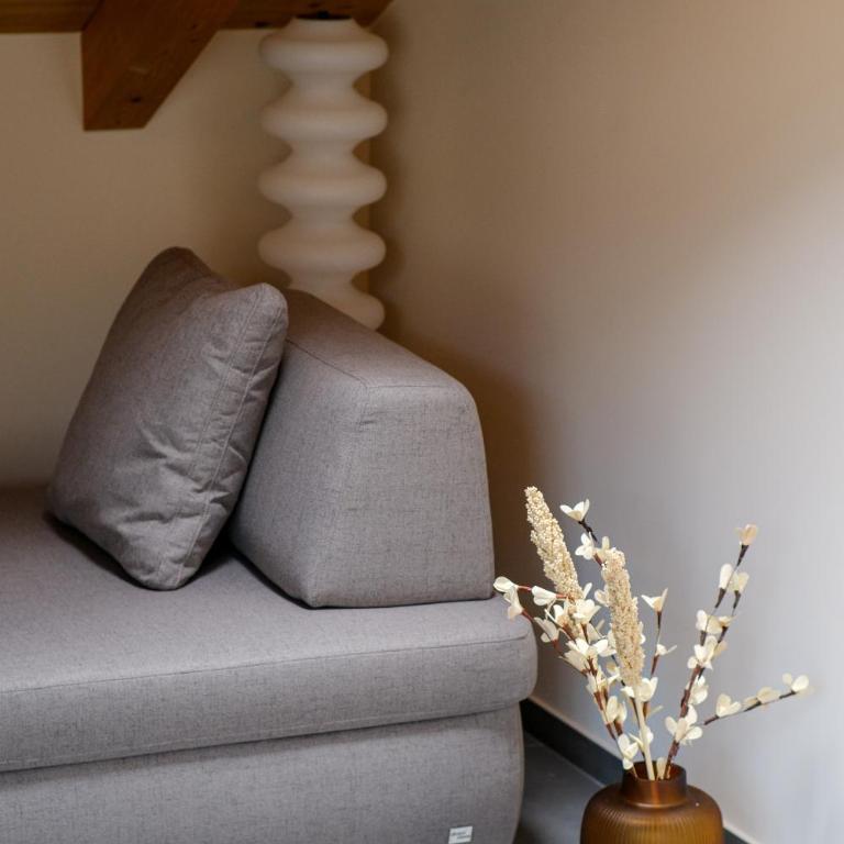 Sky Room Square View - 3 min walk to Bernina Express - Junior Suite with Mountain View - 17