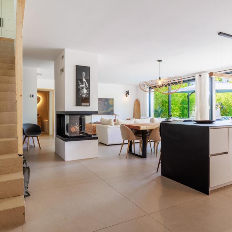 Villa CosyBlu 8 min à pieds des plages tout équipée - Villa - 34