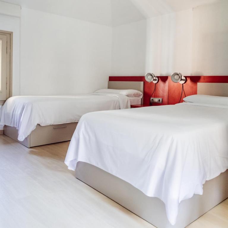 Leevin Stay Hostel - Twin Room with Private Bathroom - 4