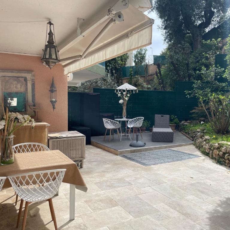 Les alizés Cannes - Appartement - Rez-de-Chaussée - 13