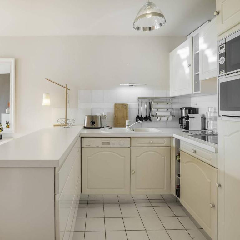 Superbe appartement T2 cabine vue mer, idéal pour vacances - FR-1-821-14 - Apartment - 2