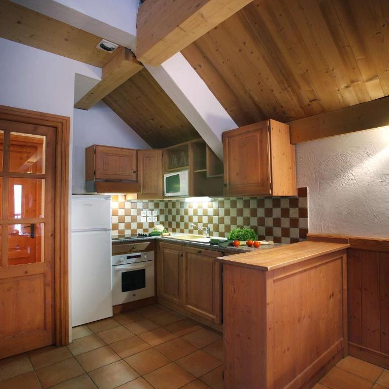 Chalet des Neiges Oz en Oisans - Apartment - 3