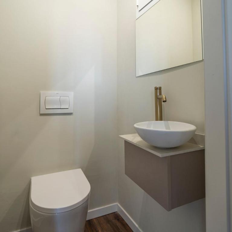 VLC Host - Hospital - Four-Bedroom Apartment - 17