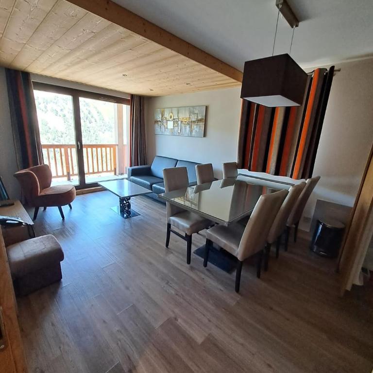 Chalet des Neiges -La Source des Arcs - Appartement 4 Chambres - 7