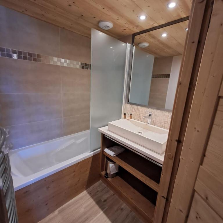 Chalet des Neiges -La Source des Arcs - Appartement 2 Chambres - 6