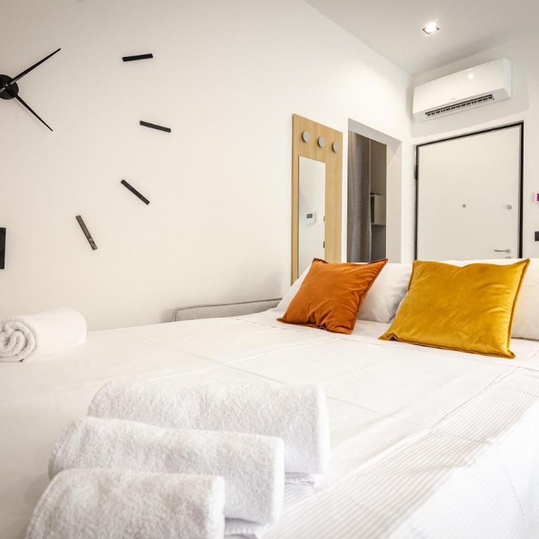Emilia Loft - One-Bedroom Apartment - 12
