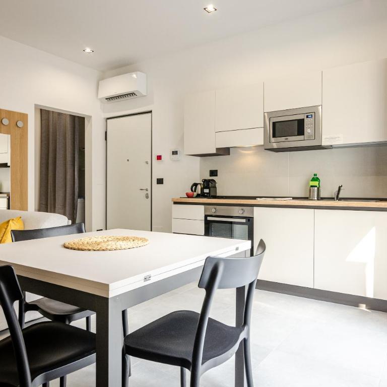 Emilia Loft - One-Bedroom Apartment - 13