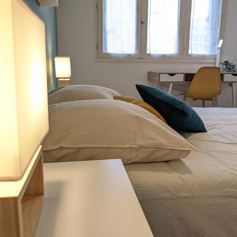 Cosy Iris- T4 - Avec Balcon & Parking gratuit - Appartement 3 Chambres - 15