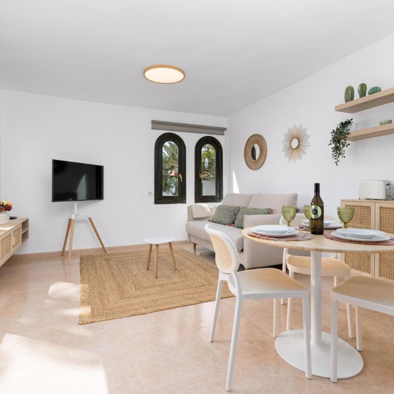 Home2Book Modern Apt with Pool in Corralejo Oasis - One-Bedroom Apartment - 4