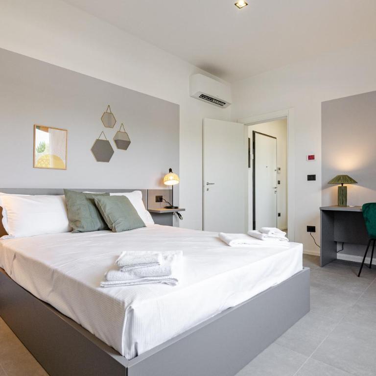 Emilia Loft - One-Bedroom Apartment - 20