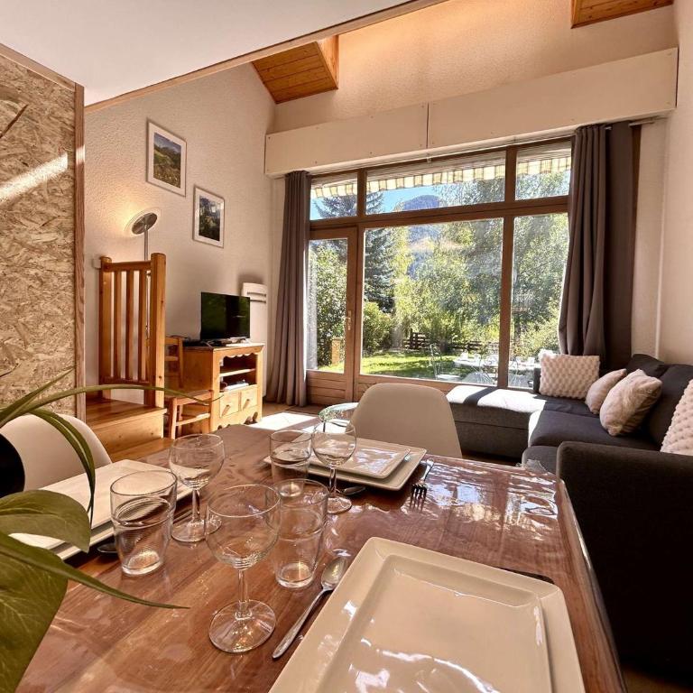 Chalet en Duplex 10 Pers. avec Terrasse/Jardin, Proche Pistes – La Salle les Alpes - Maison 3 Chambres - 13