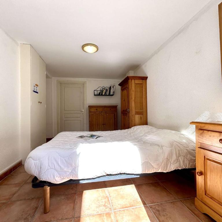 Chalet en Duplex 10 Pers. avec Terrasse/Jardin, Proche Pistes – La Salle les Alpes - Maison 3 Chambres - 14