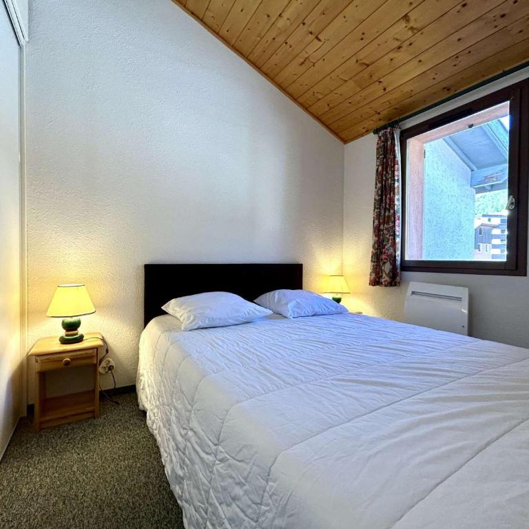 Chalet en Duplex 10 Pers. avec Terrasse/Jardin, Proche Pistes – La Salle les Alpes - Maison 3 Chambres - 17