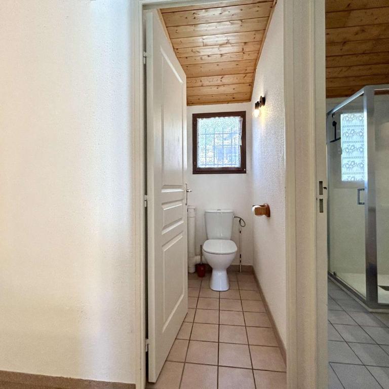 Chalet en Duplex 10 Pers. avec Terrasse/Jardin, Proche Pistes – La Salle les Alpes - Maison 3 Chambres - 24