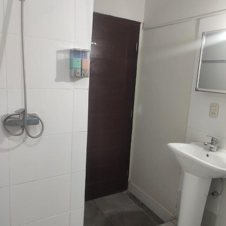 Hospedaje Zea Feria Fexpocruz - Apartment - Ground Floor - 7