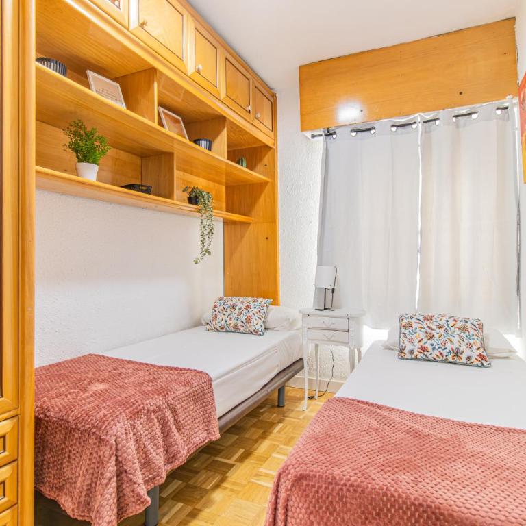 Your Large Family Apartment in Zaragoza - Apartamento de 4 dormitorios con balcón - 26