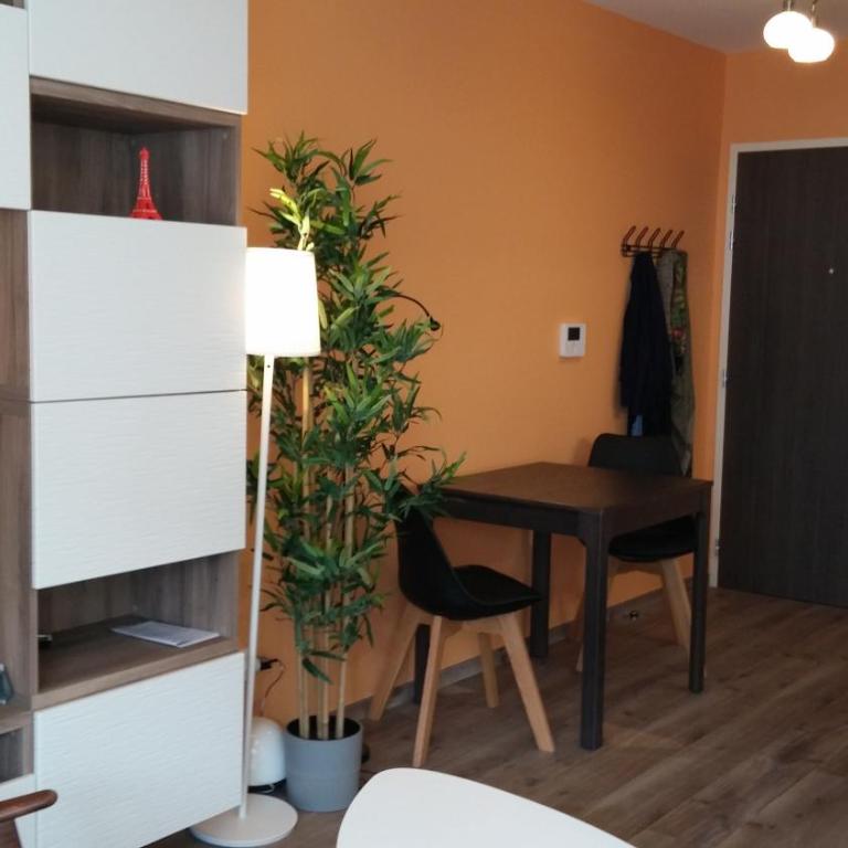 Charming studio with terrace and underground parking - Studio-Apartment mit Balkon - 5