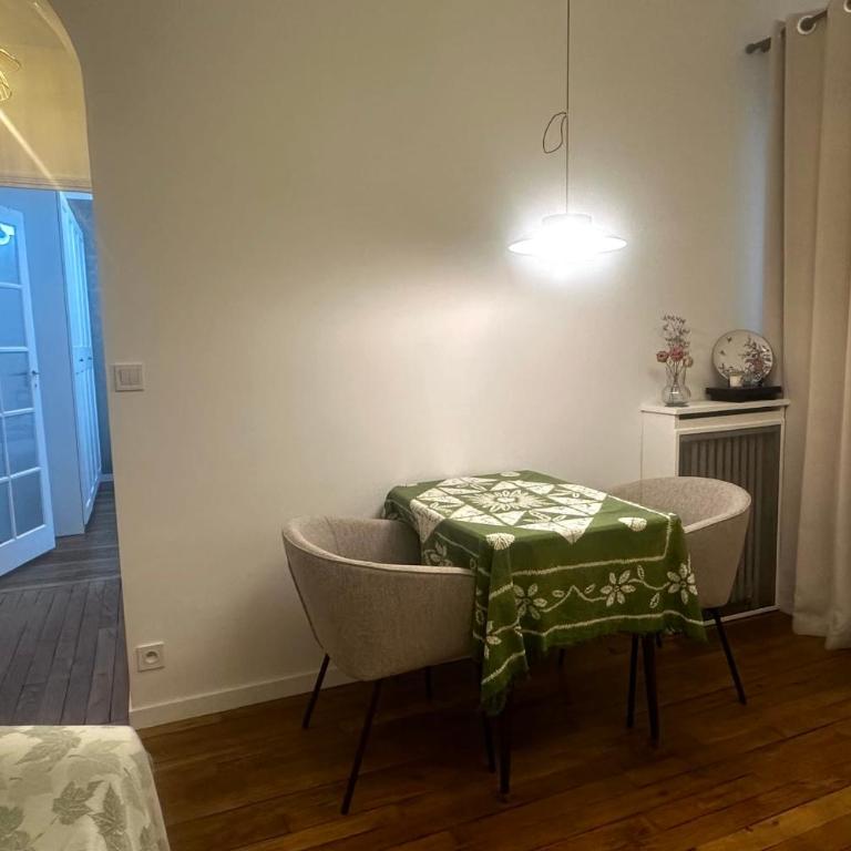 Pleasant stay in the heart of Paris 4 people max - Appartement - 3