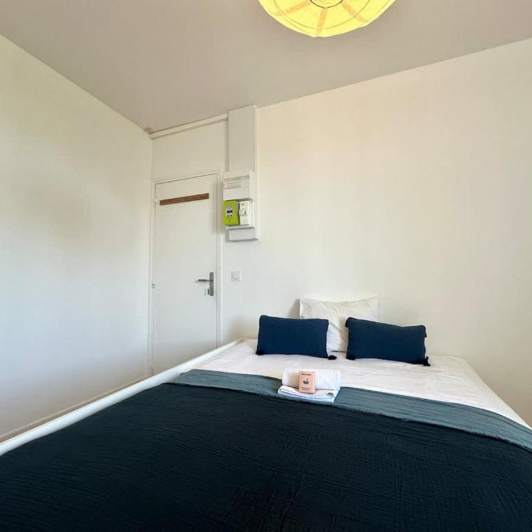 New 352 Suite Charlie - Cosy Apartment Paris Center - Studio - 9