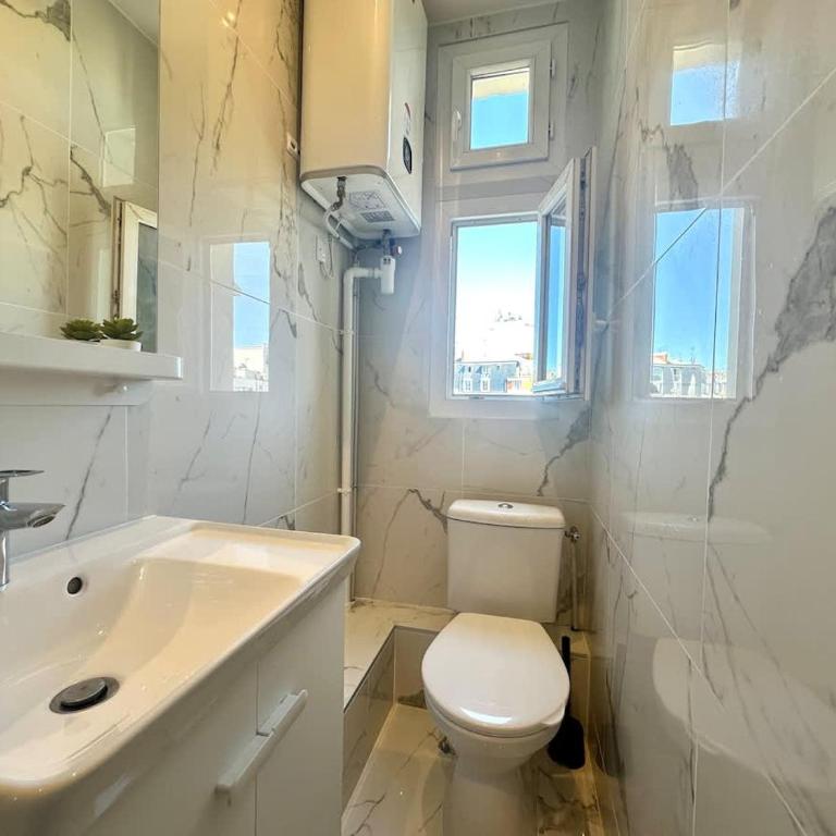 New 352 Suite Charlie - Cosy Apartment Paris Center - Studio - 14