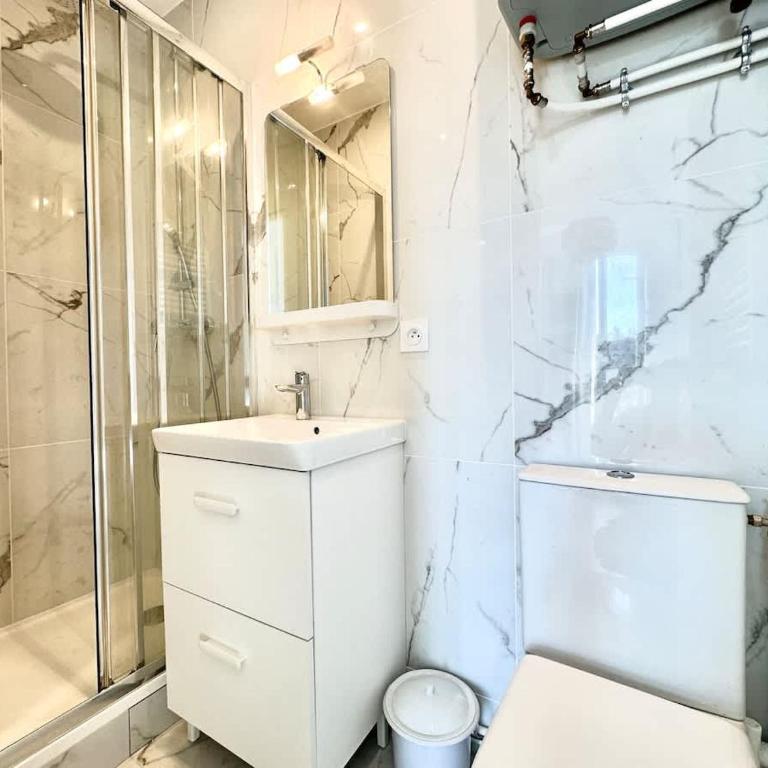 New 354 Suite Paradis- Cosy Apartment Paris Center - Studio - 5