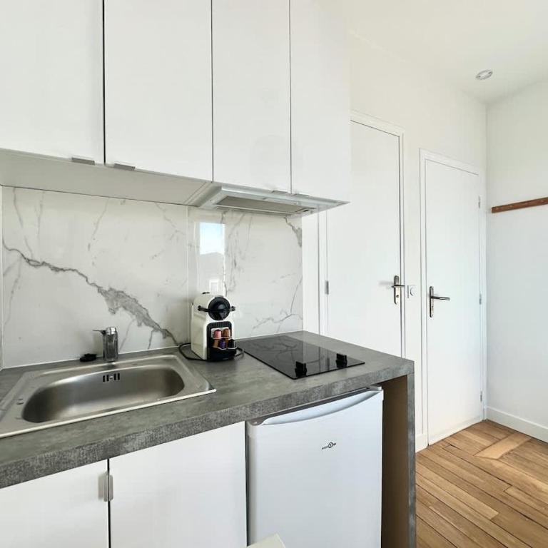 New 354 Suite Paradis- Cosy Apartment Paris Center - Studio - 12