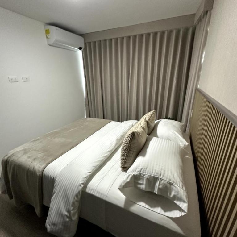 Luxur Skyline Germania en Bucaramanga - Three-Bedroom Apartment - 18