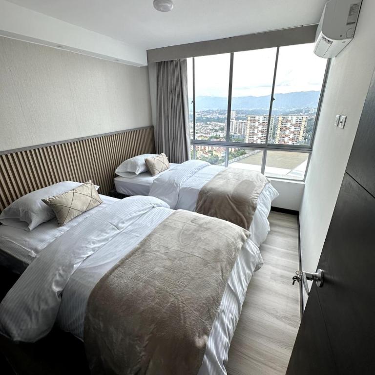Luxur Skyline Germania en Bucaramanga - Three-Bedroom Apartment - 20