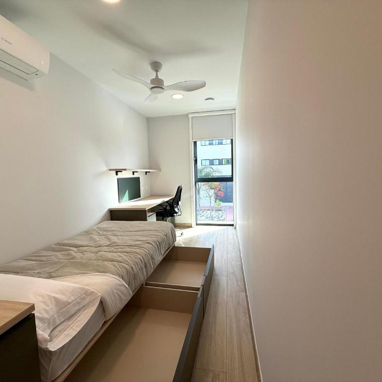 Residencia JC1 - Single Room with Private Bathroom - 2