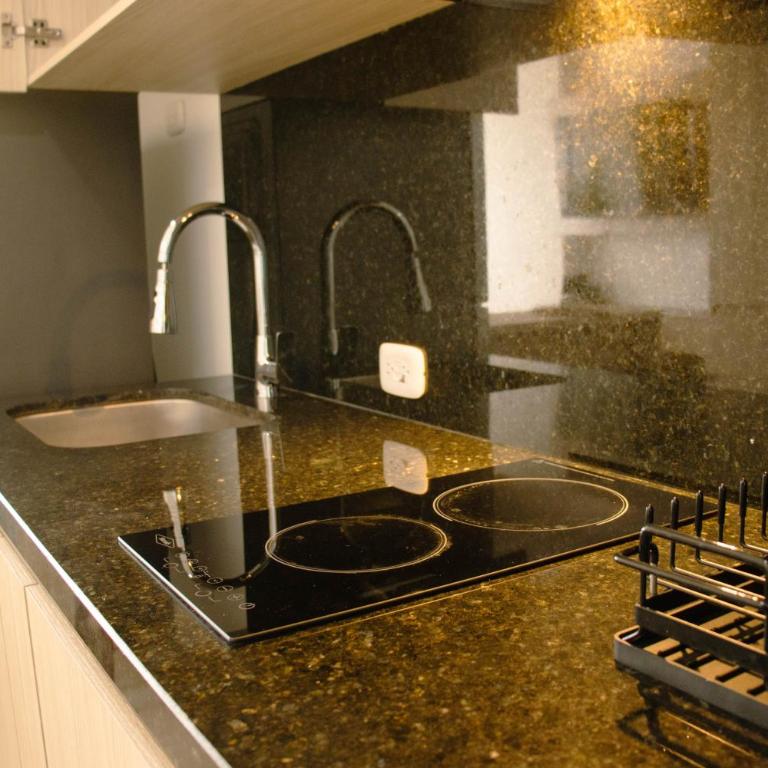 Charming Oceanfront Apartment with Balcony and Panoramic view, Cartagena Colombia - One-Bedroom Apartment with Balcony and Sea View - 3