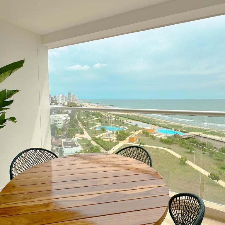 Charming Oceanfront Apartment with Balcony and Panoramic view, Cartagena Colombia - One-Bedroom Apartment with Balcony and Sea View - 16