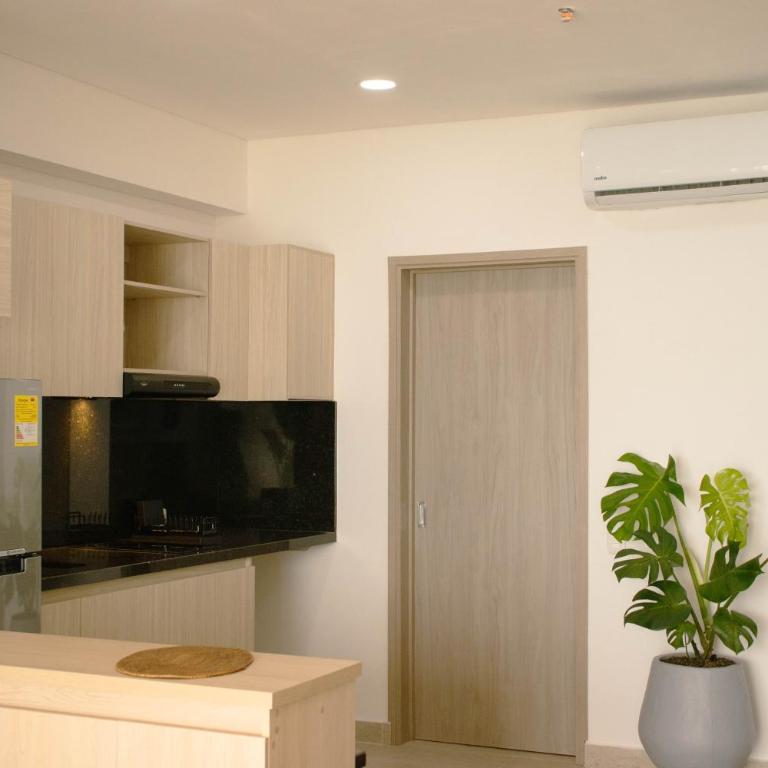 Charming Oceanfront Apartment with Balcony and Panoramic view, Cartagena Colombia - One-Bedroom Apartment with Balcony and Sea View - 18