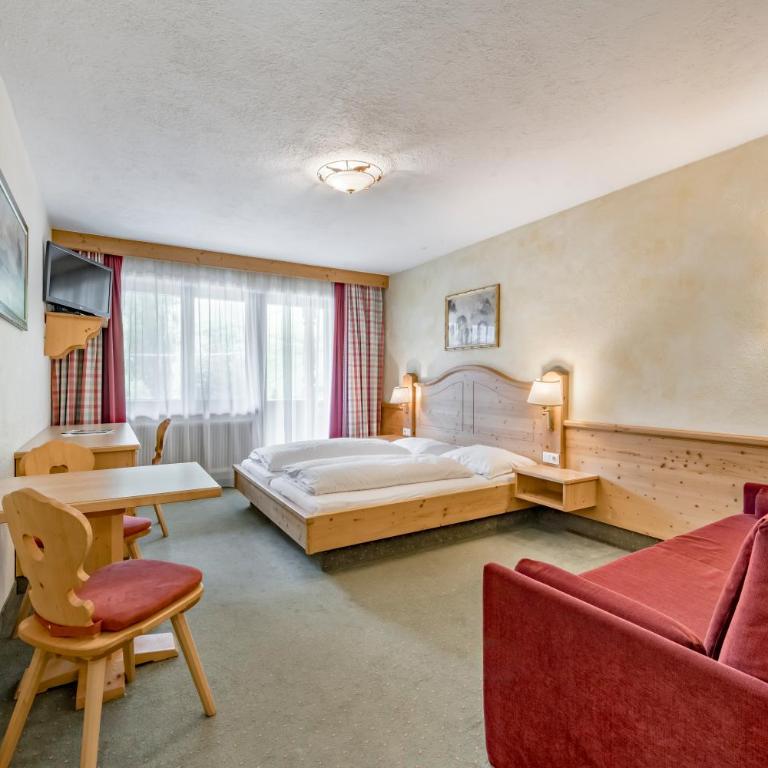 Pension Almrausch - Dreibettzimmer - 5