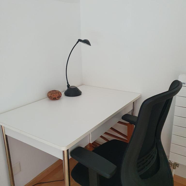 Zentral gelegene Wohnung mit grossem Garten - Apartment mit 2 Schlafzimmern - 2