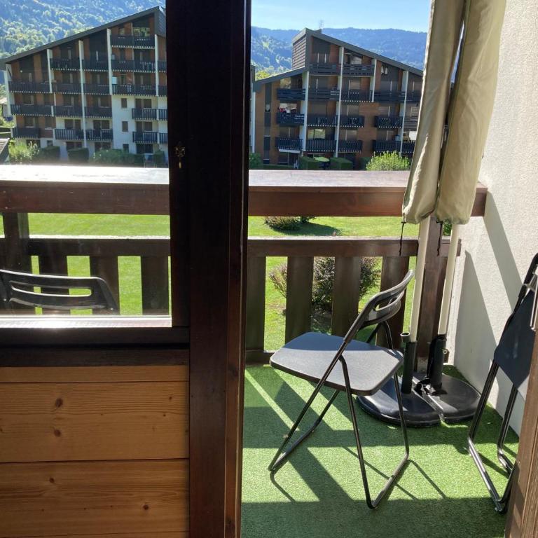 Studio moderne avec balcon et parking dans Samoëns - FR-1-624-71 - Studio - 14