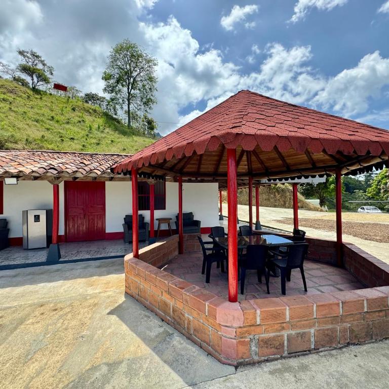 Finca cafetera para descanso - Casa de 3 dormitorios - 1