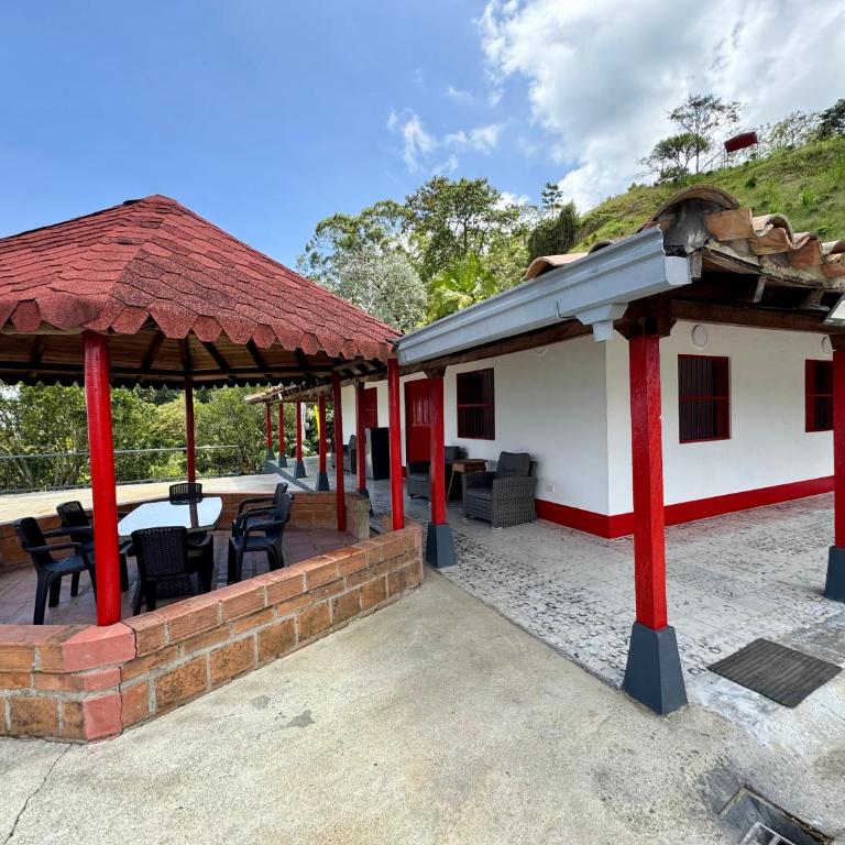 Finca cafetera para descanso - Casa de 3 dormitorios - 5